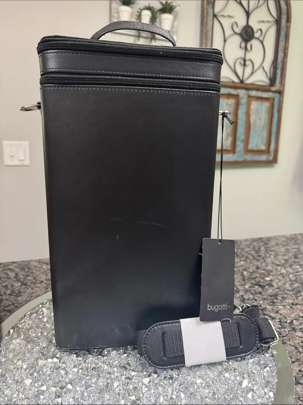 Bugatti Black wine beverage carrier with Removable Strap